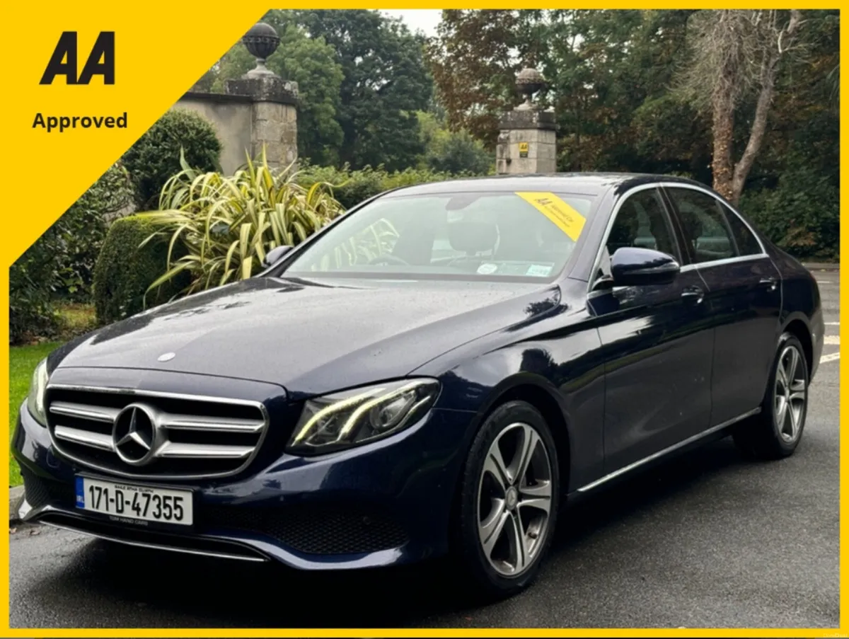 Mercedes-Benz E220 AVANTGARDE 2017 *LOW KLMS* - Image 2