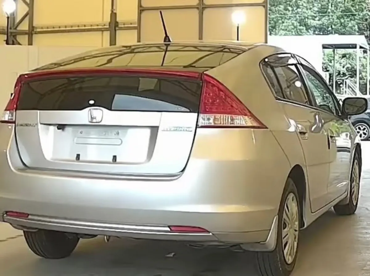 Honda Insight 2010 G - Image 4