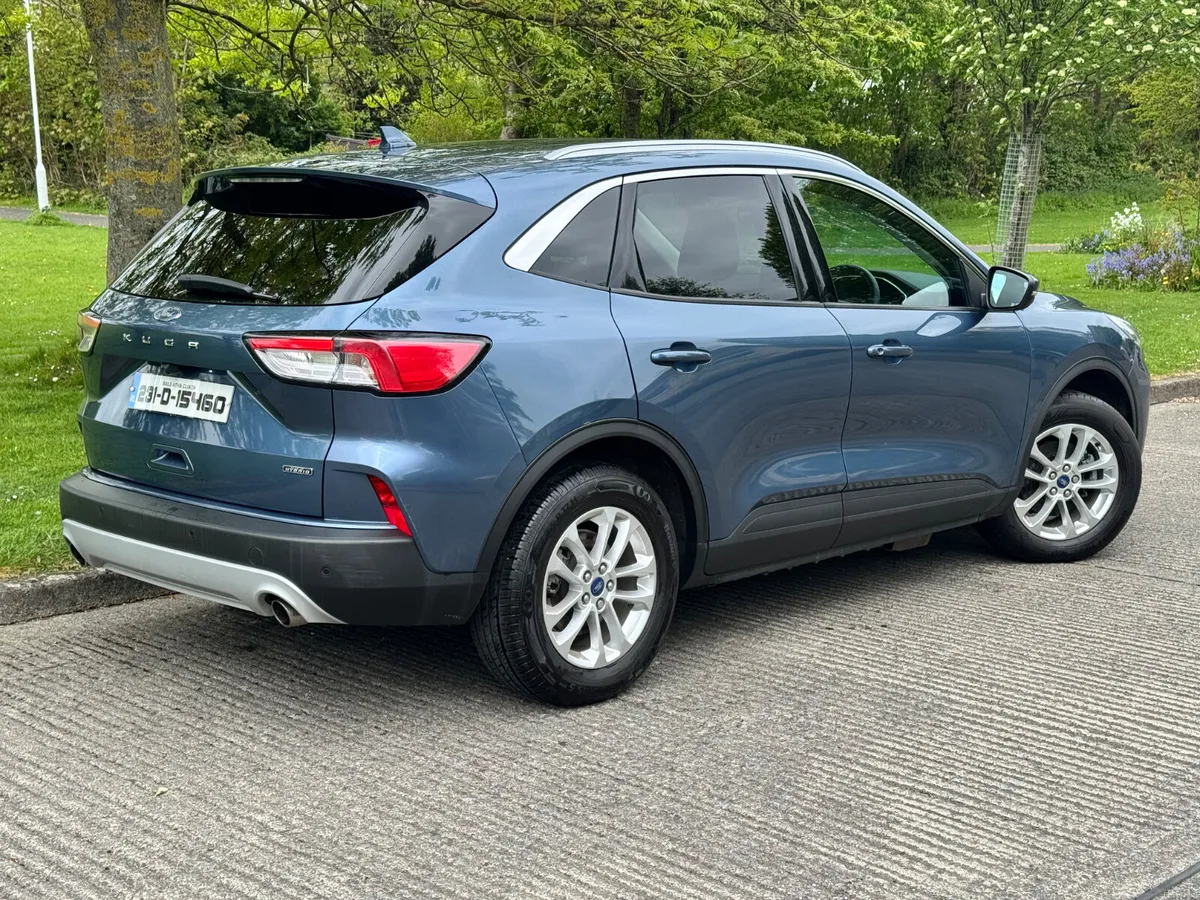 231 FORD KUGA TITANIUM 2.5 PETROL PHEV - Image 5