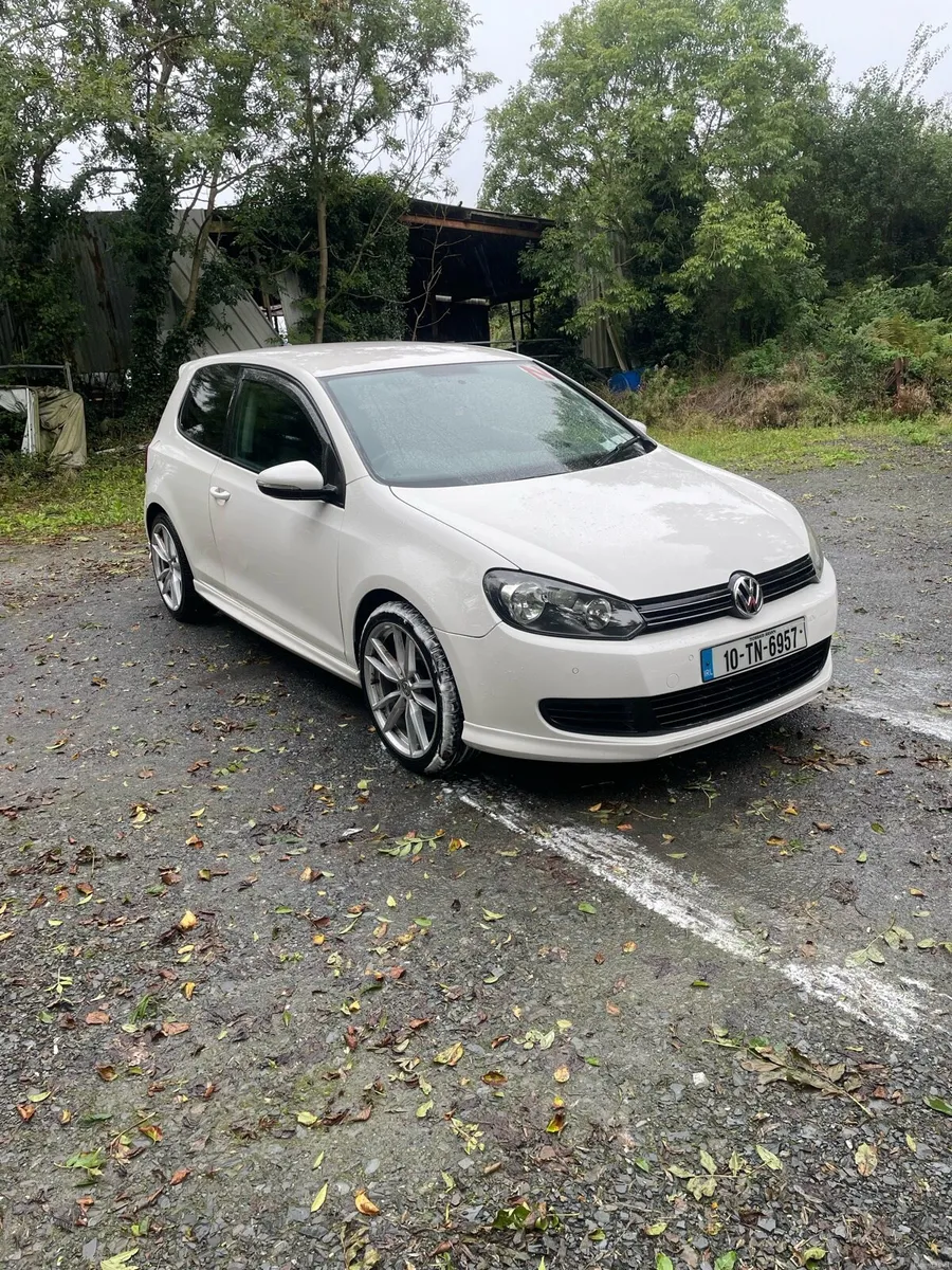 Golf - Image 1