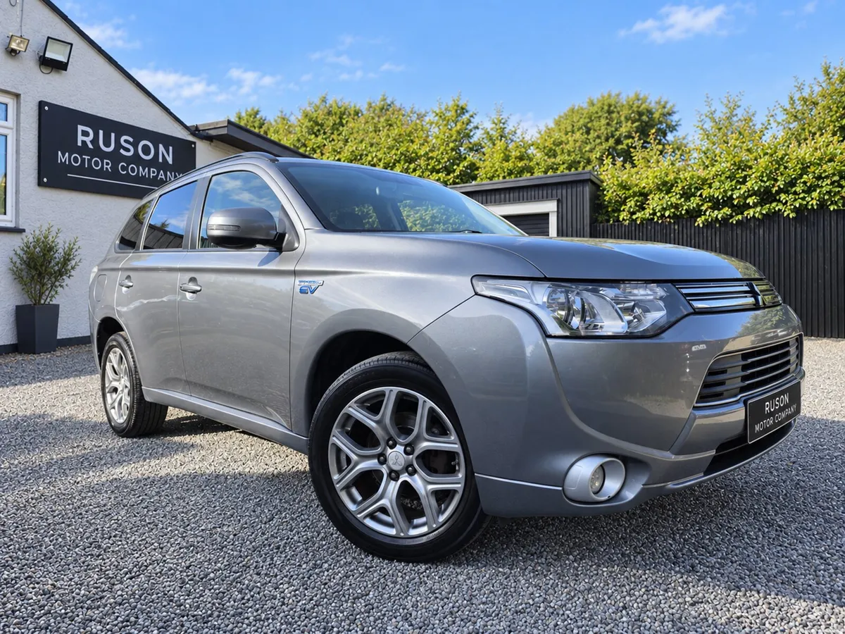 15 Mitsubishi Outlander PHEV 4WD Auto Full Leather - Image 2