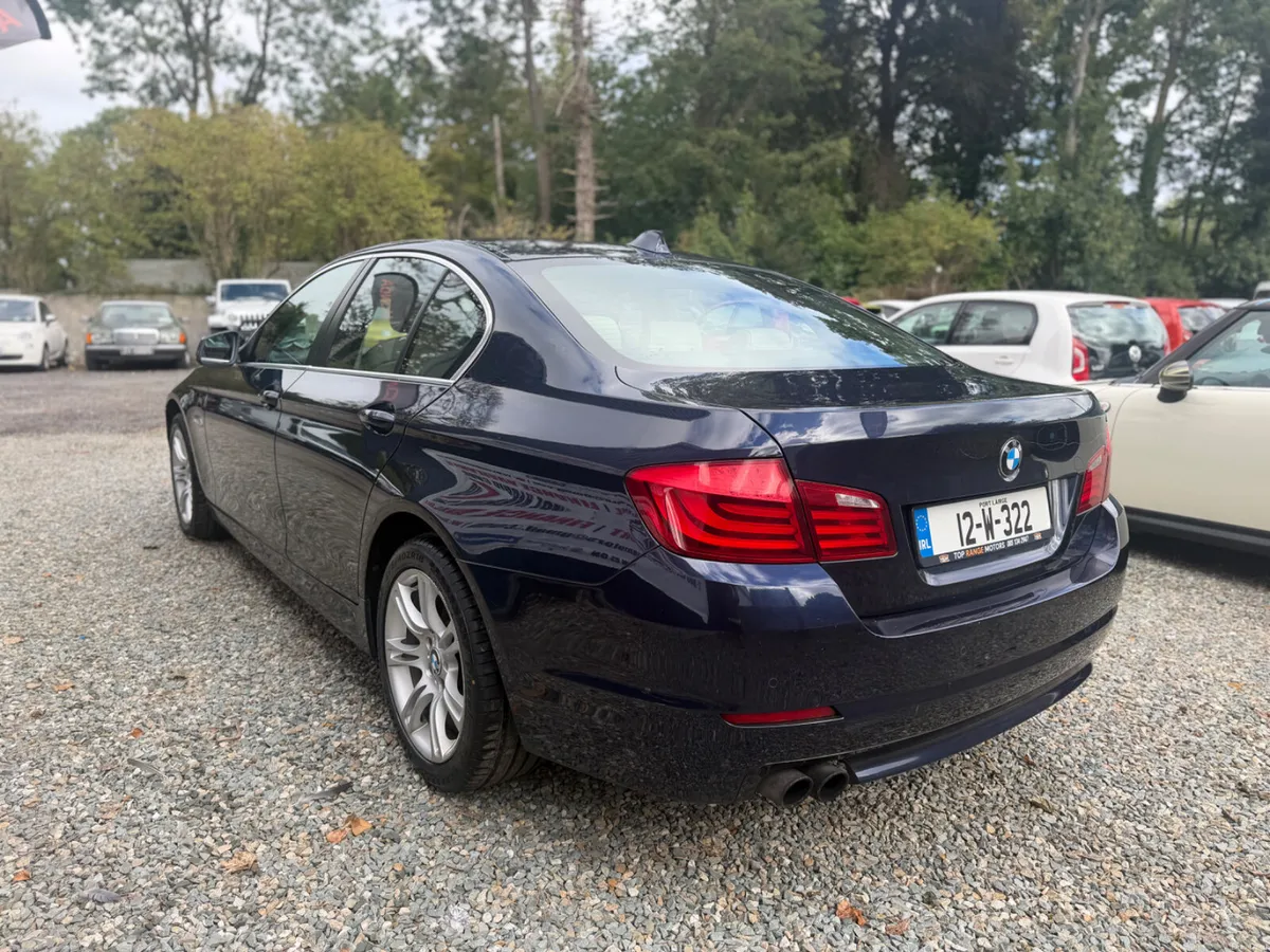 BMW 5-Series 2012 - Image 4