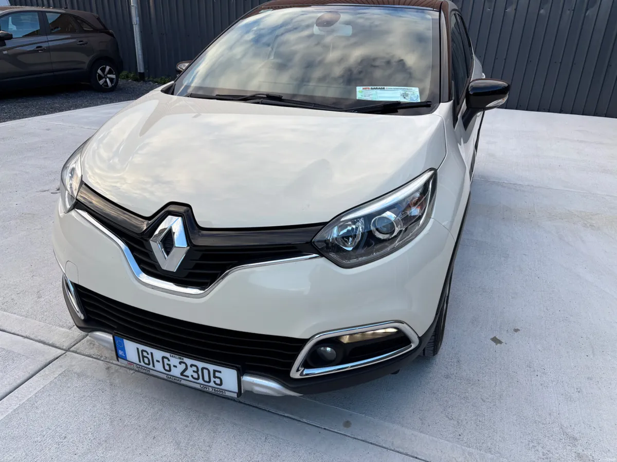 2016 Renault Captur 1.5 dci SIGNATURE - Image 4