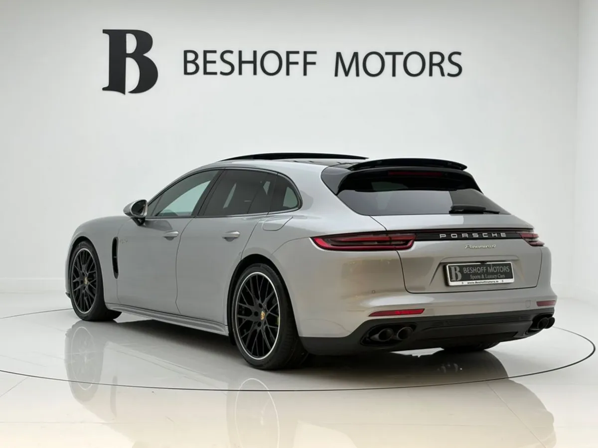Porsche Panamera 4 E-HYBRID SPORT TURISMO=LOW MILE - Image 3