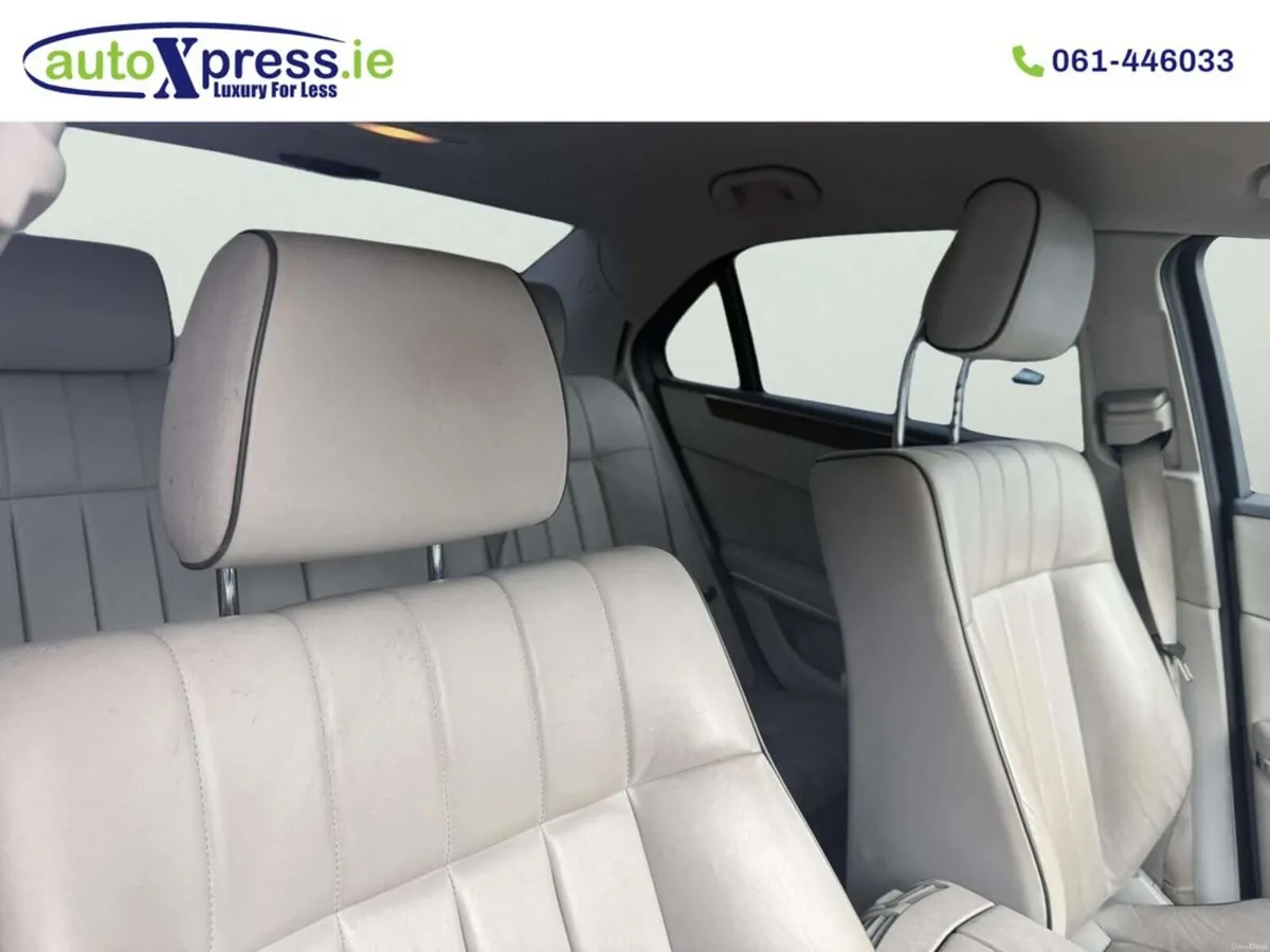 Mercedes-Benz E-Class E 200 Bluetec Avant A/T 4DR - Image 2
