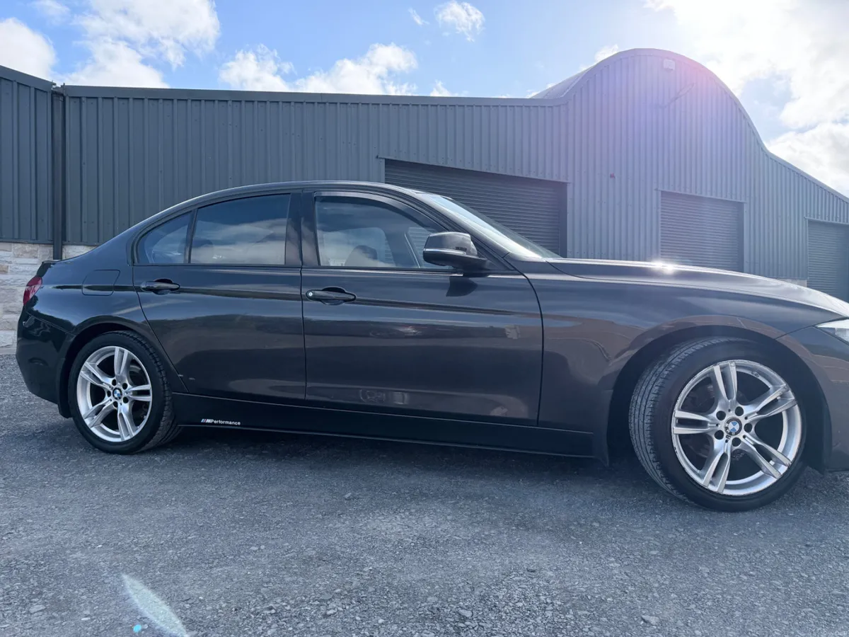 BMW 318d F30 161’ SE Sport - Image 6