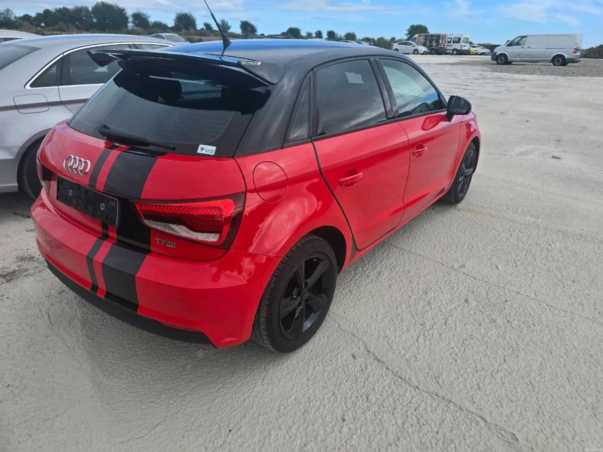AUDI A1 1.0TFSI S LINE AUTOMATIC - Image 3