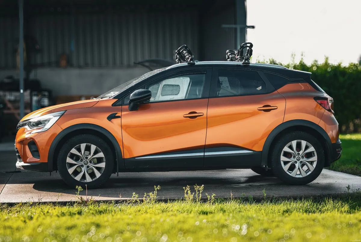 2020 Renault Captur 1.3 TCe 130 EDC Iconic - Image 4