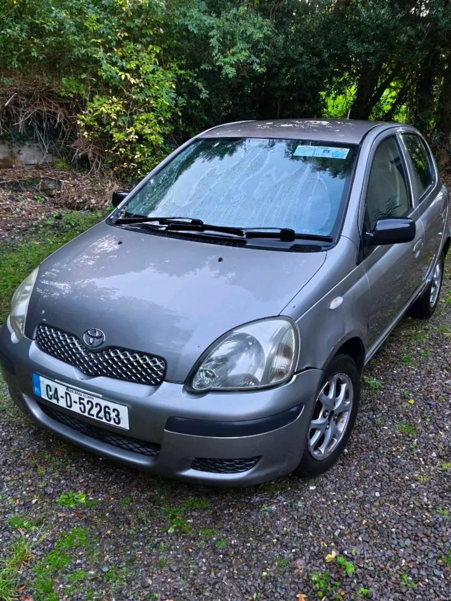 Toyota Yaris 2004 - Image 1