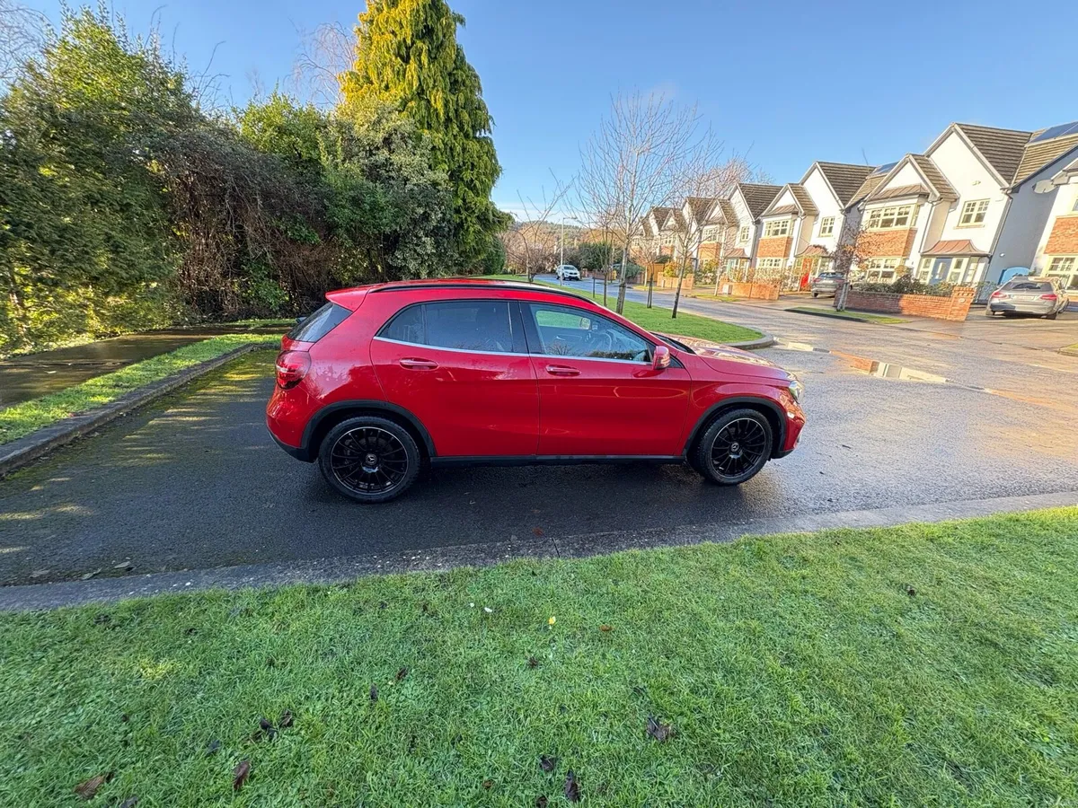 2017 Mercedes gla 180 automatic - Image 2