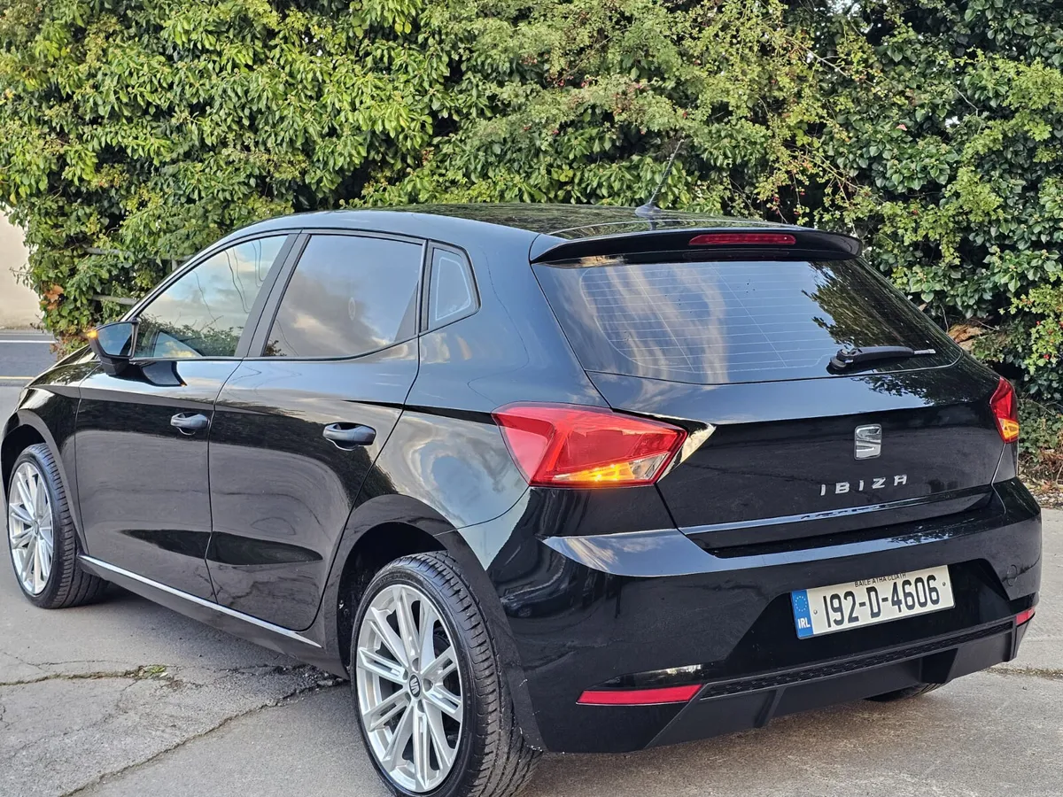 €10900SEAT Ibiza 2019 petrol ⛽️ 1.0L manual €10900 - Image 5