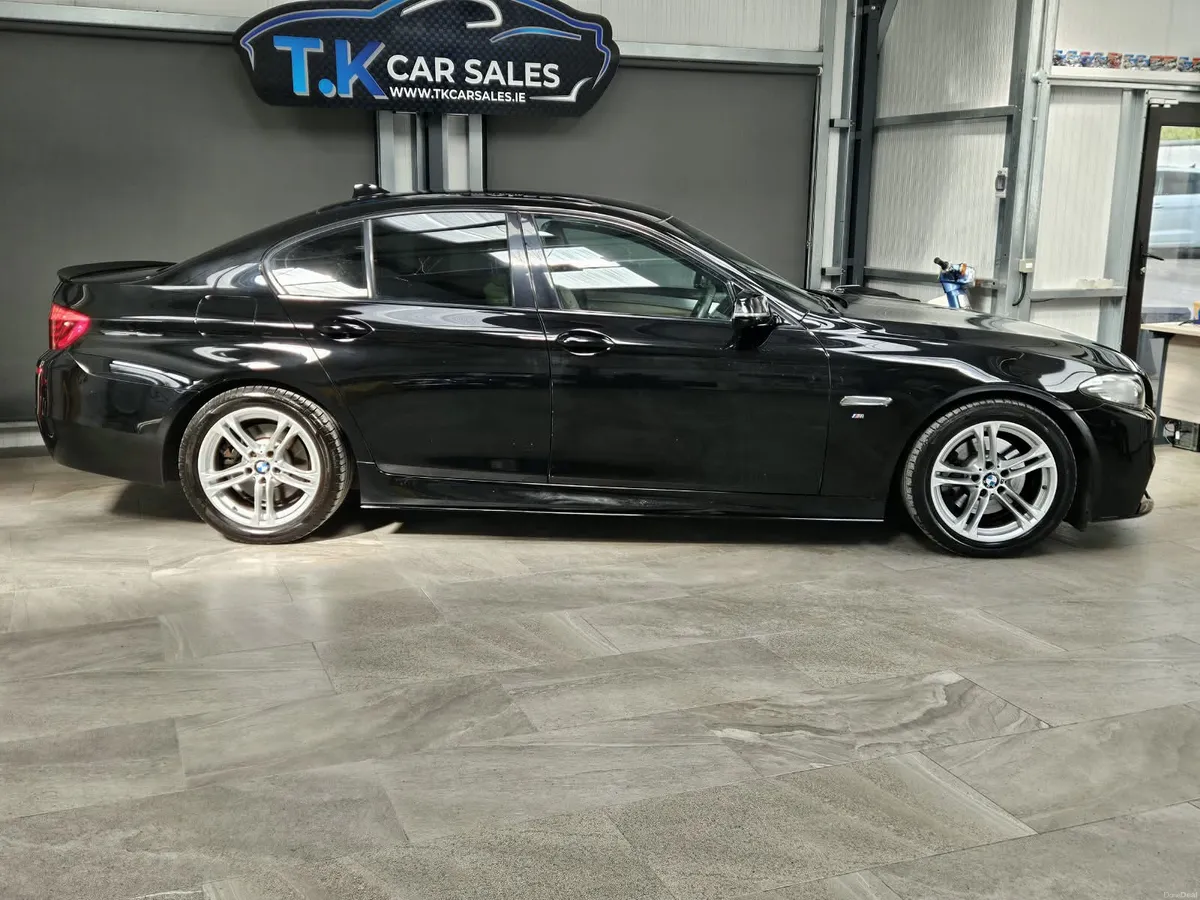 16 BMW 520 D MSPORT AUTOMATIC - Image 2