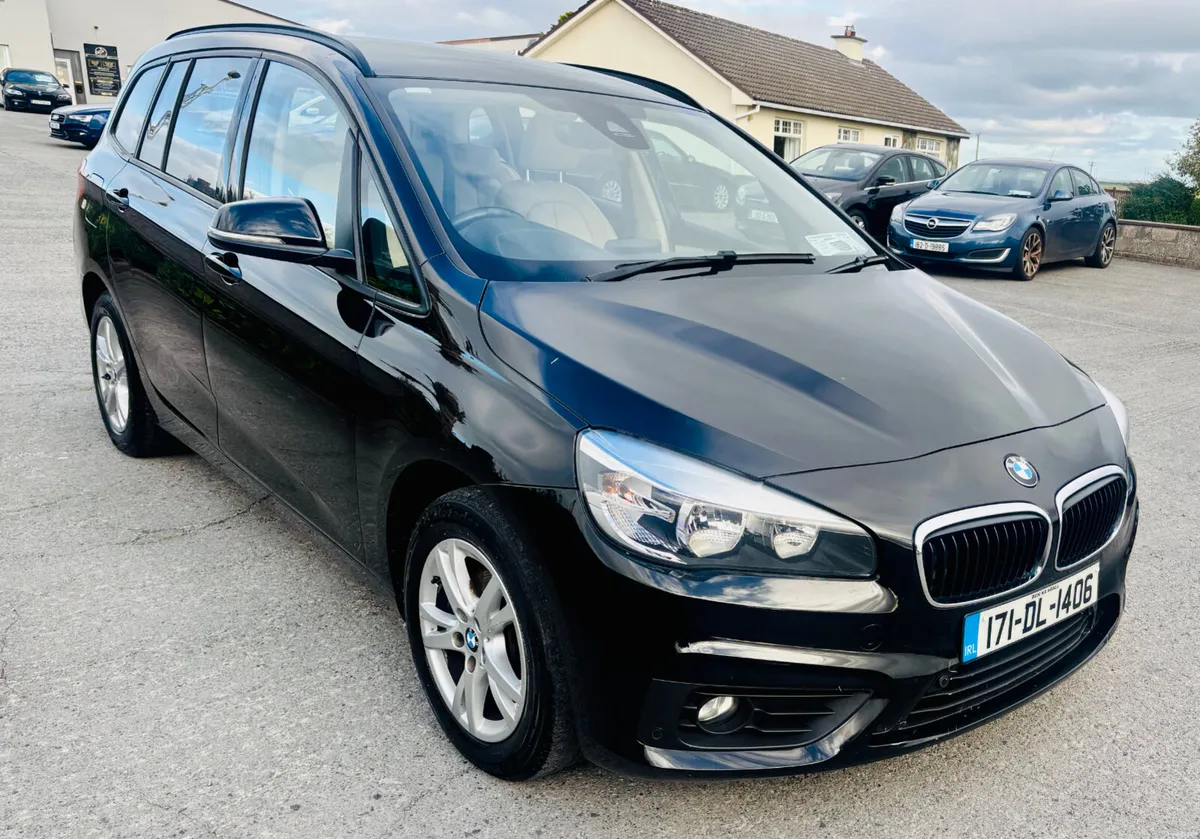 2017 BMW 2-Series 7 SEATER - Image 2
