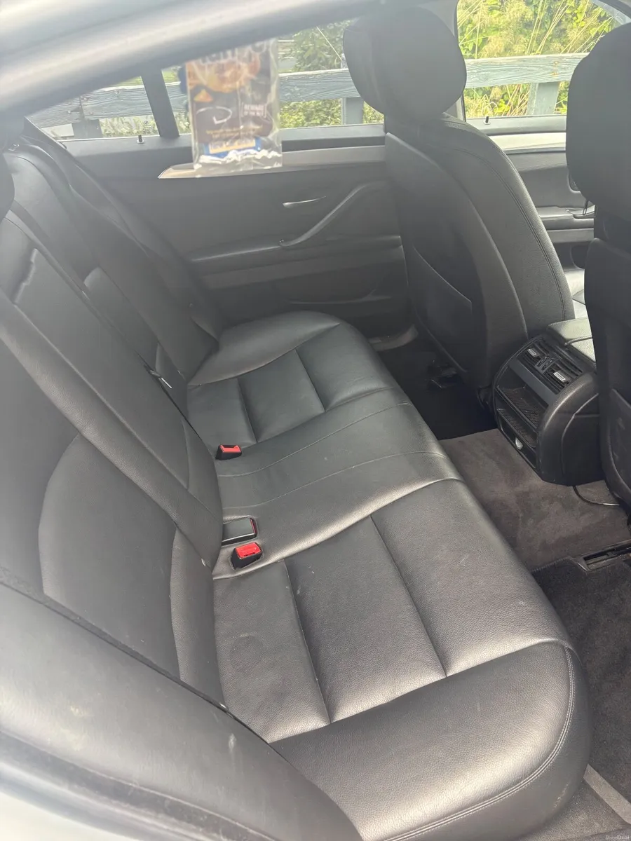 BMW 5-Series 2013 - Image 4