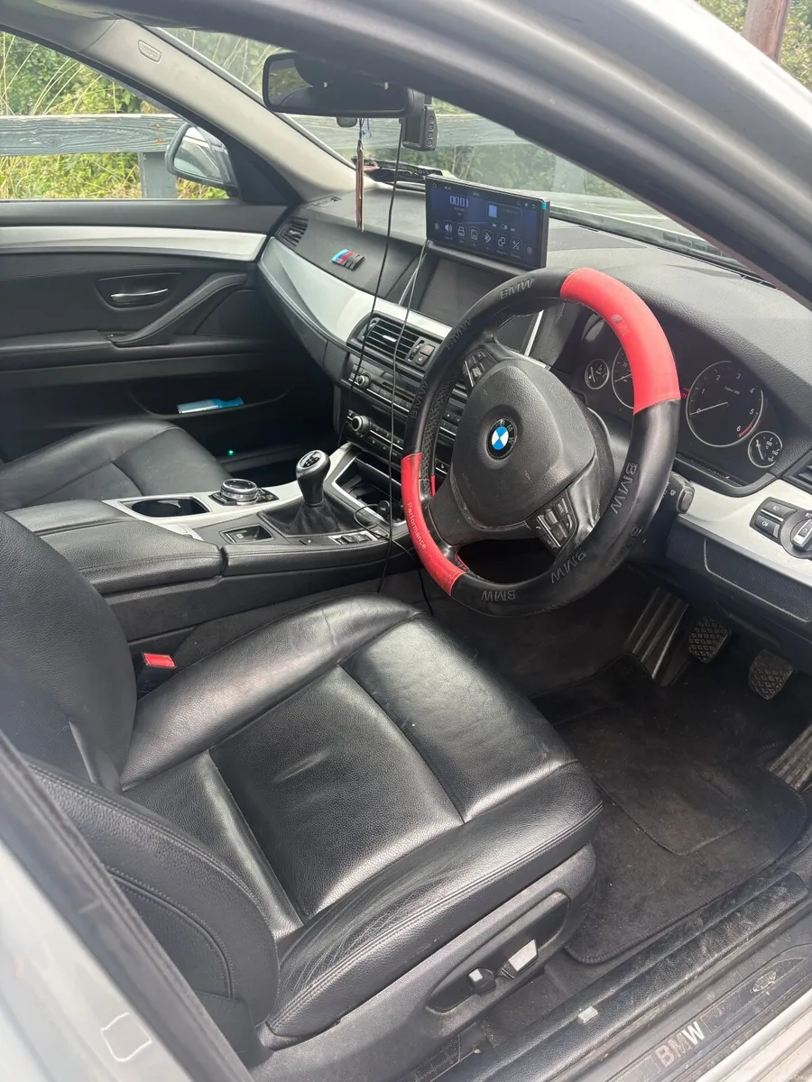 BMW 5-Series 2013 - Image 6