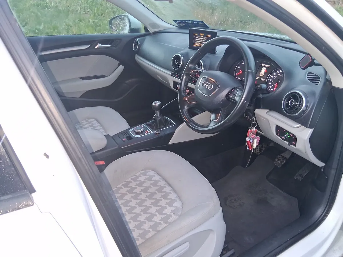 Audi A3 2016 - Image 4
