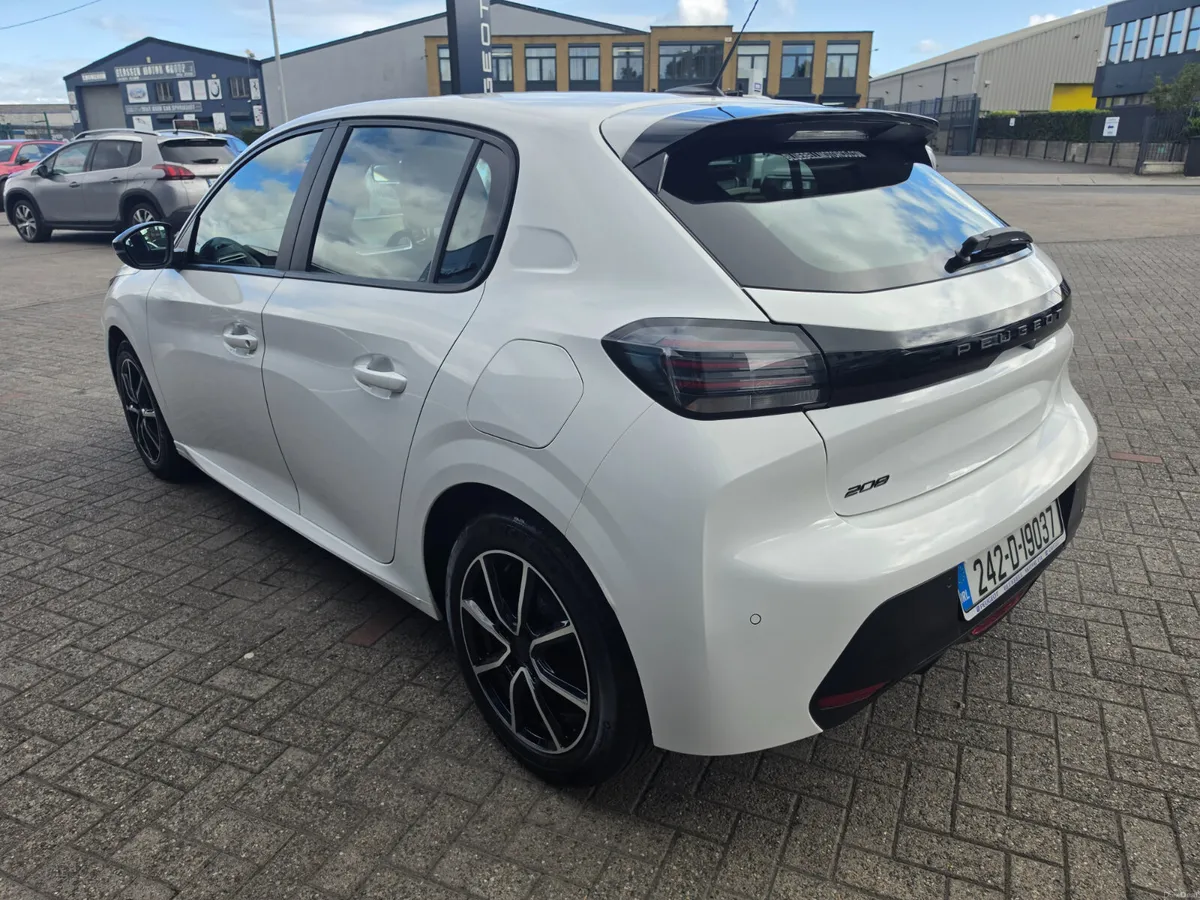 Peugeot 208 2024 - Image 4
