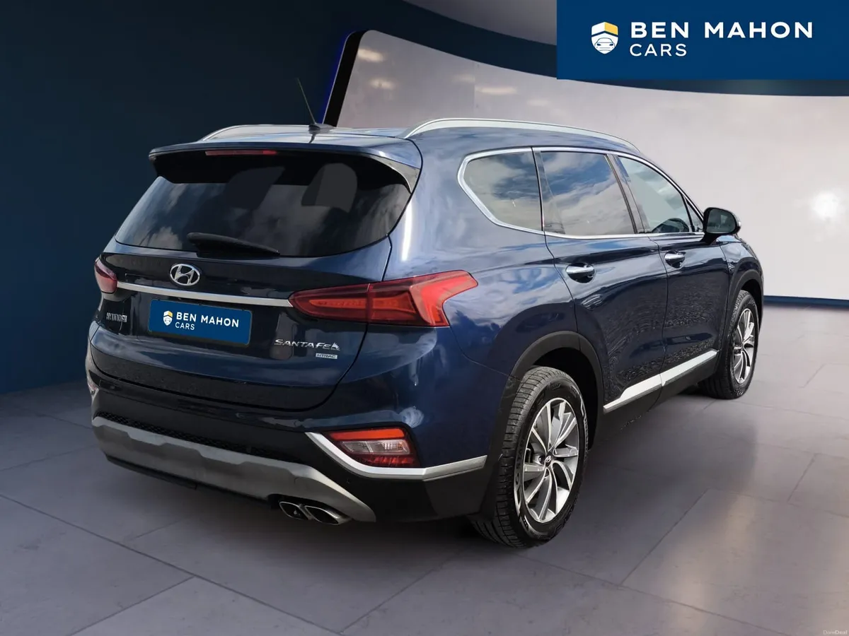 2020 Hyundai Santa Fe Executive Plus AWD Automatic - Image 5