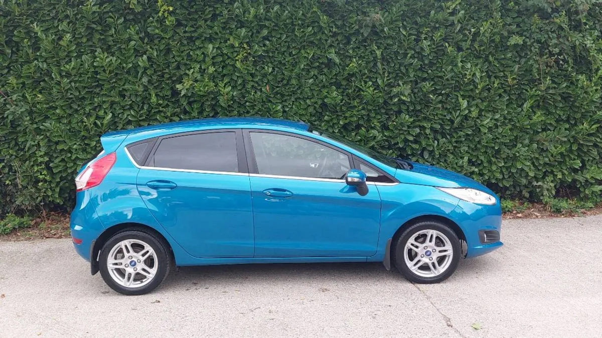 2013 FORD FIESTA 1.25 TITANIUM LOW KMS - Image 4
