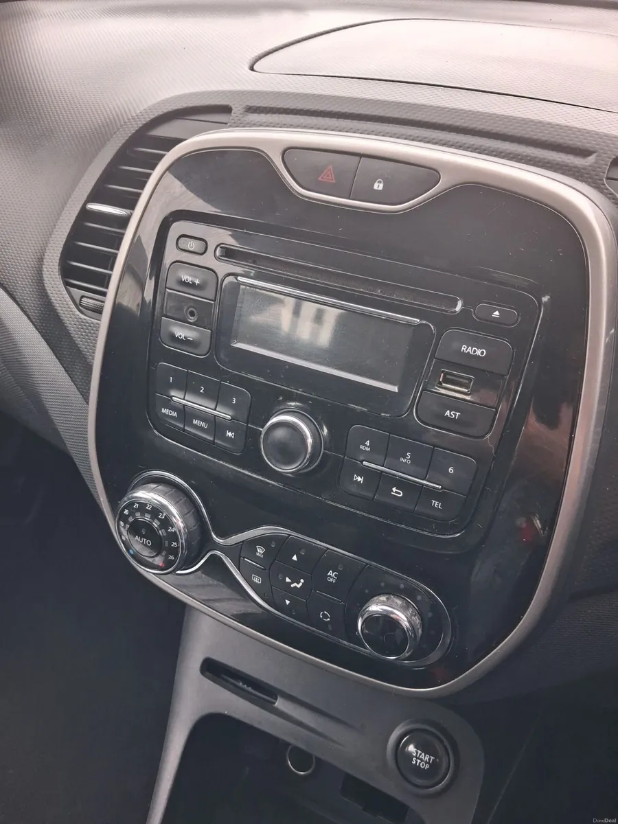 Renault Captur 2015 - Image 3