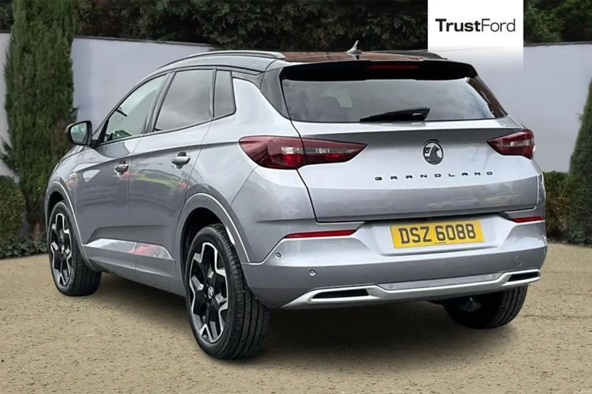 Vauxhall Grandland 1.2 Turbo Ultimate 5dr - Image 2