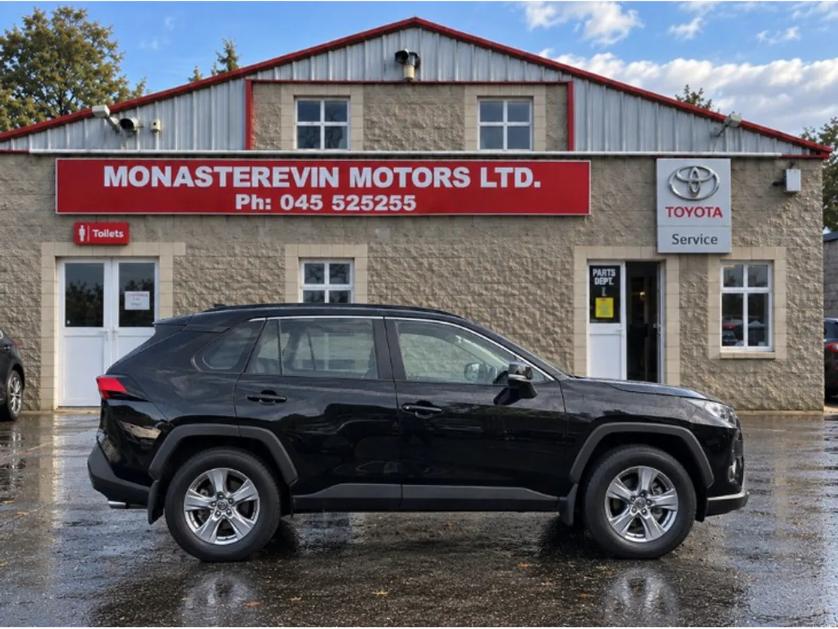 Toyota RAV4 HYBRID LUNA - Image 3
