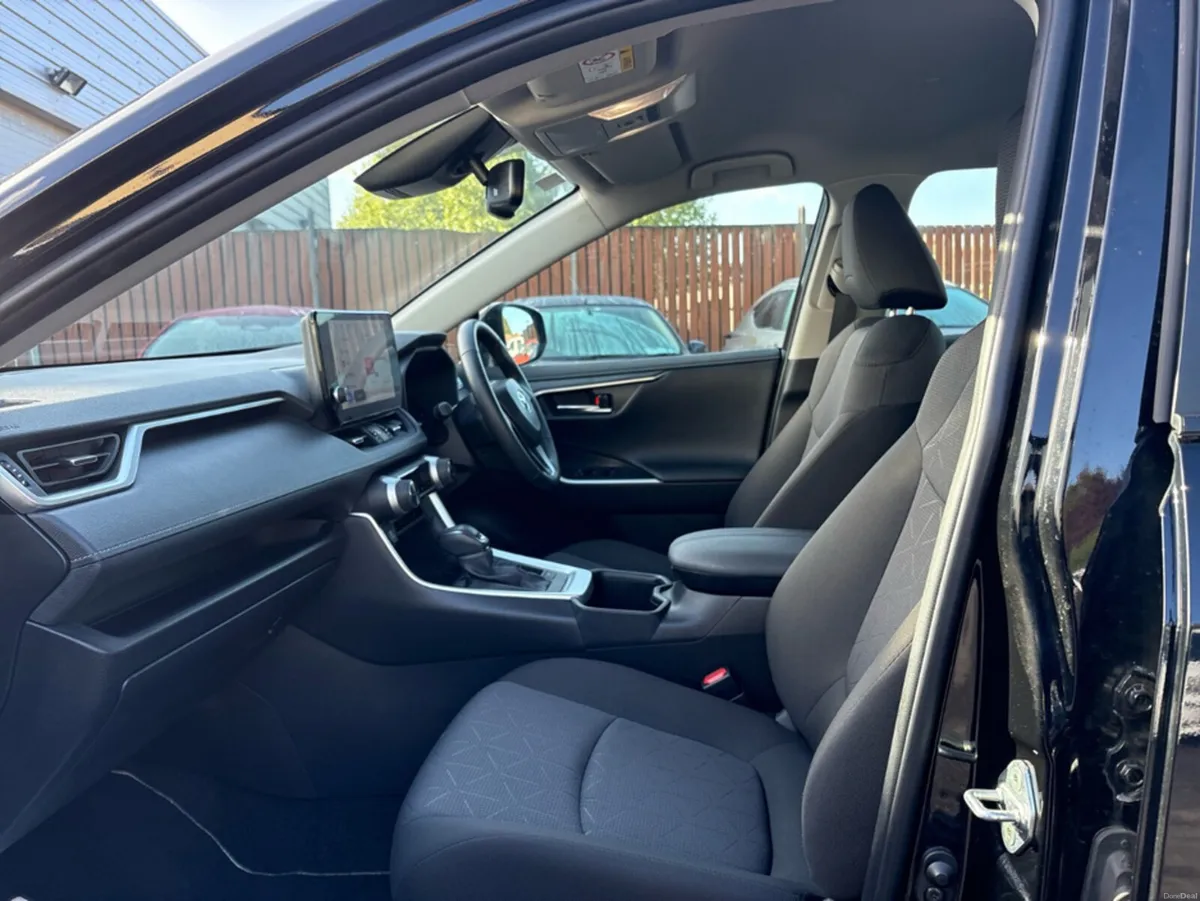 Toyota RAV4 HYBRID LUNA - Image 6