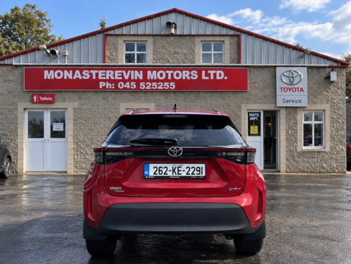 Toyota Yaris Cross *ORIGINAL IRISH CAR*  LUNA SPOR - Image 4