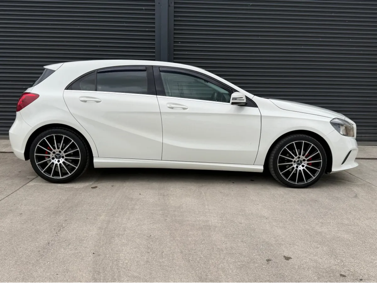 Mercedes-Benz A-Class A180 D SE 5DR AUTO - Image 3