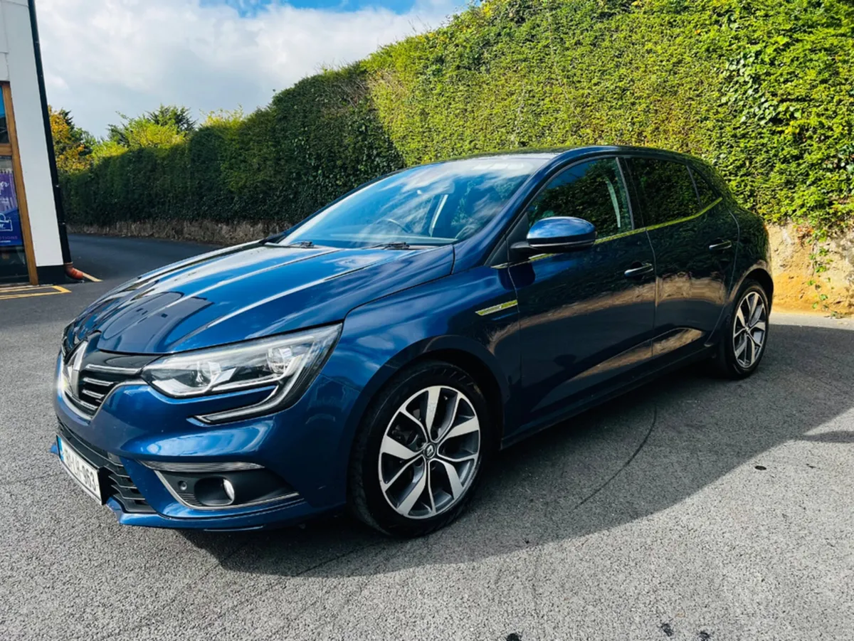 Renault Megane 1.5 | DIESEL | MANUAL - Image 5