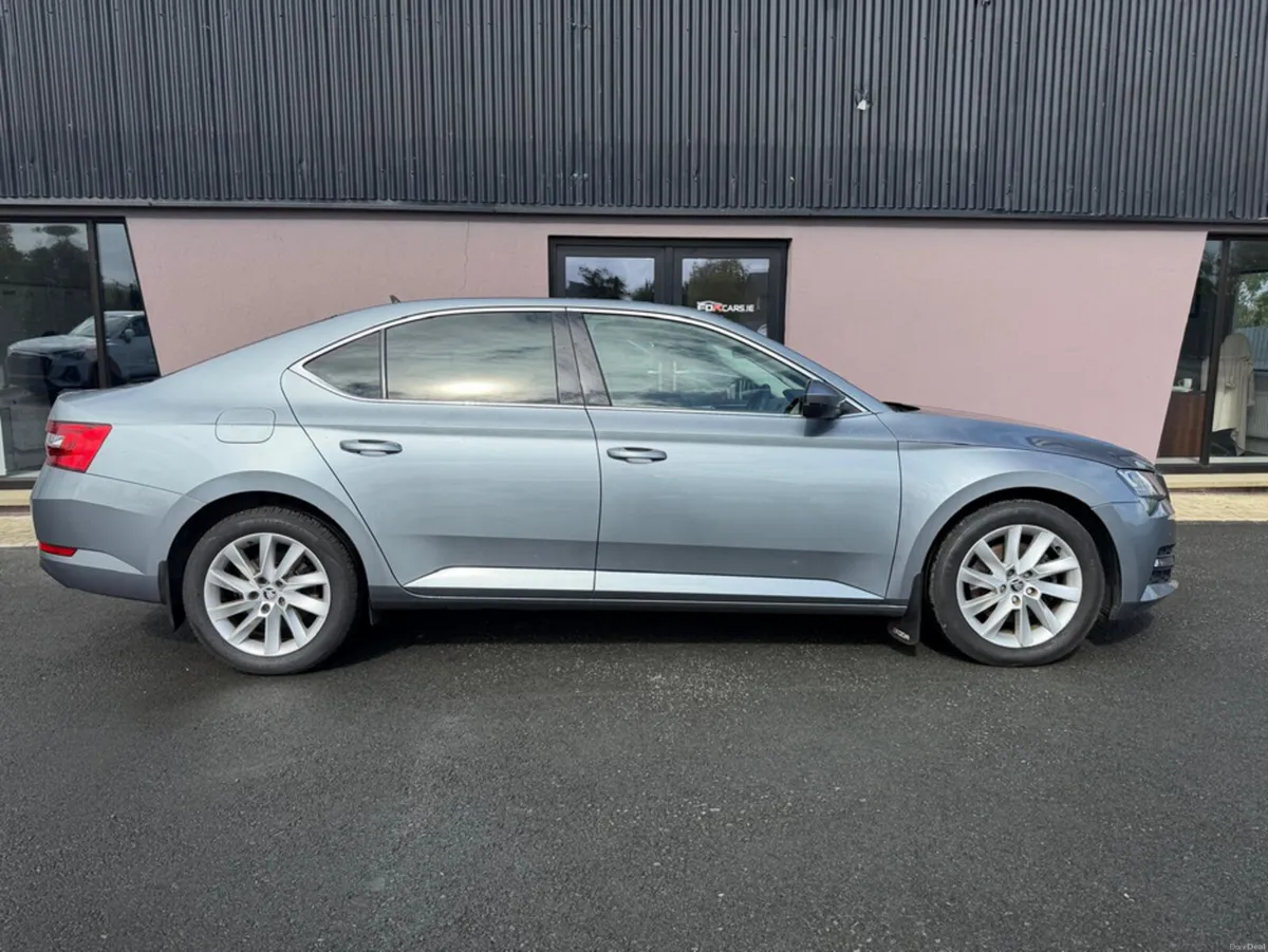 Skoda Superb SE TECHNOLOGY TDI - Image 6