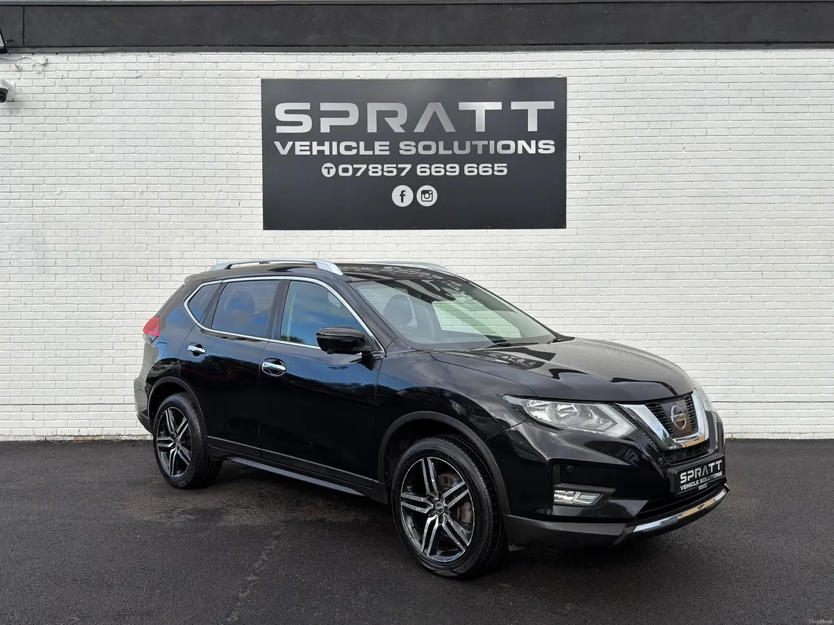 2017 Nissan X-Trail 1.6 dCi N-Connecta 7 Seater - Image 1