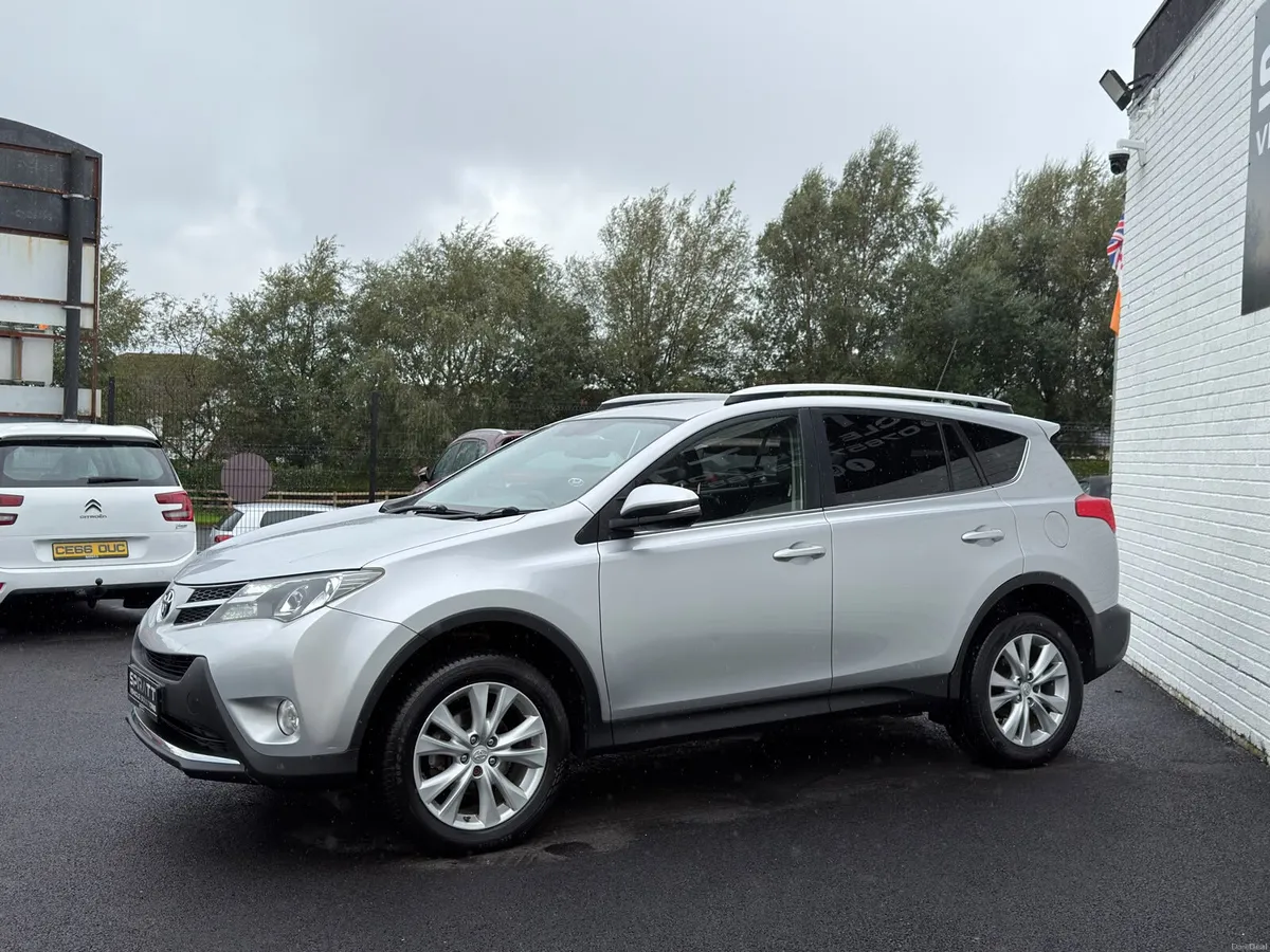 2013 Toyota RAV4 2.2 D-4D Invincible - Image 3