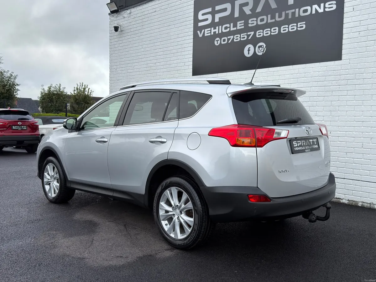 2013 Toyota RAV4 2.2 D-4D Invincible - Image 6