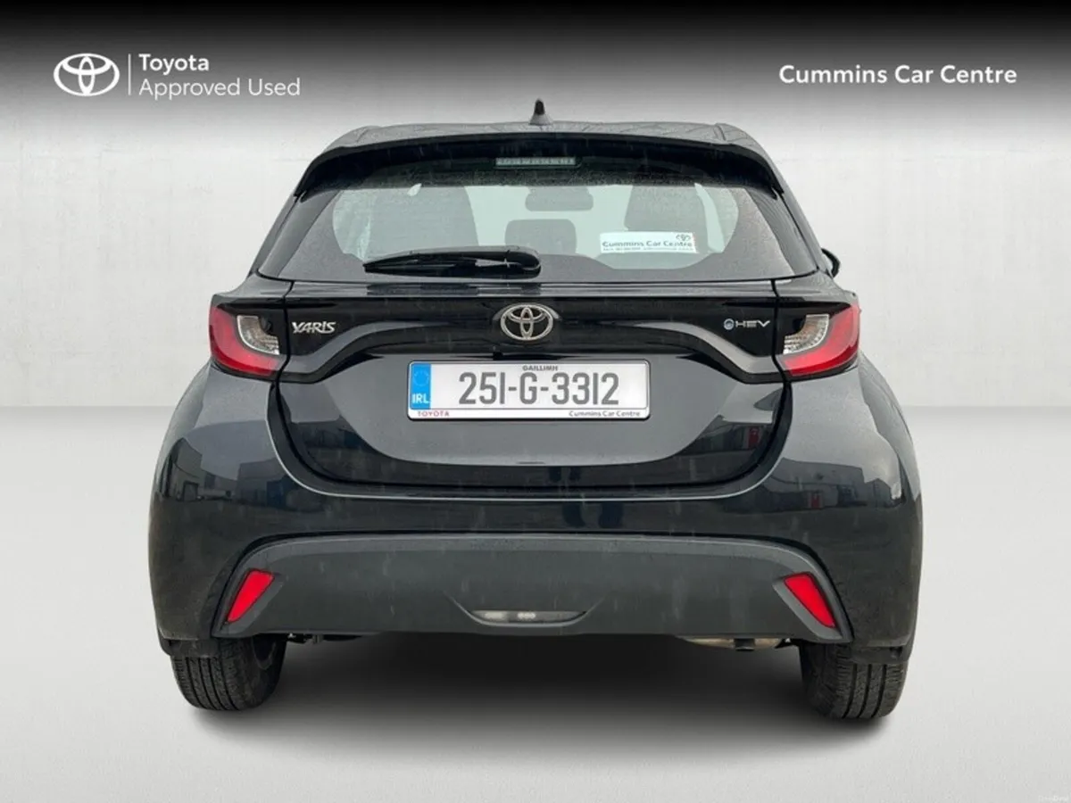 Toyota Yaris Yaris Hybrid 115 Luna - Image 4