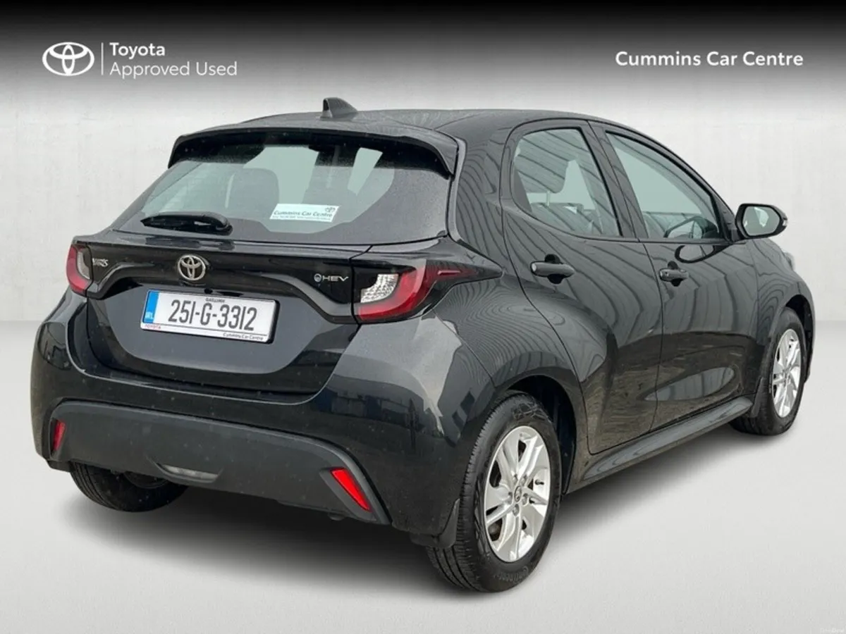 Toyota Yaris Yaris Hybrid 115 Luna - Image 2