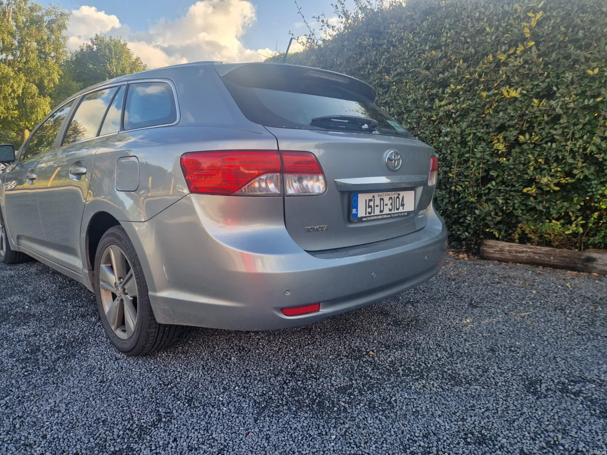 Toyota Avensis 2.0 D4D TOURER 2015 - Image 3