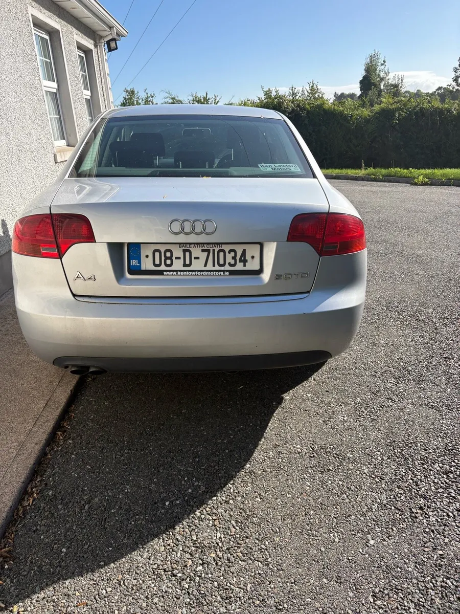 Audi A4 - Image 2
