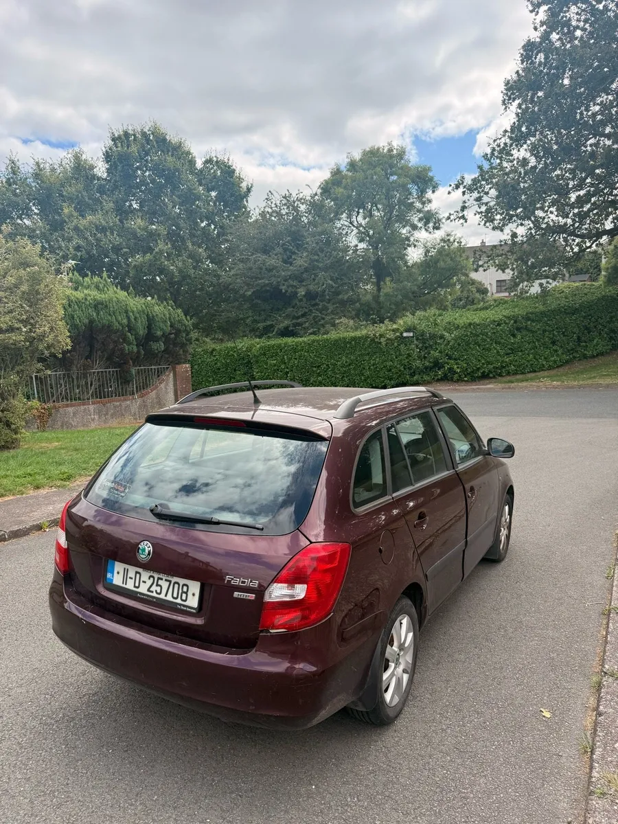 Skoda Fabia 1.2 petrol New NCT ! €2250 - Image 3