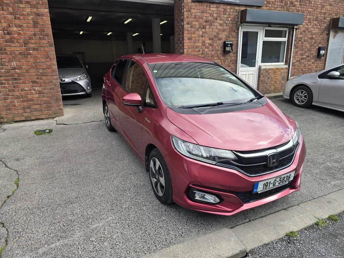 2019 Honda Fit 1.5 Hybrid - Image 5