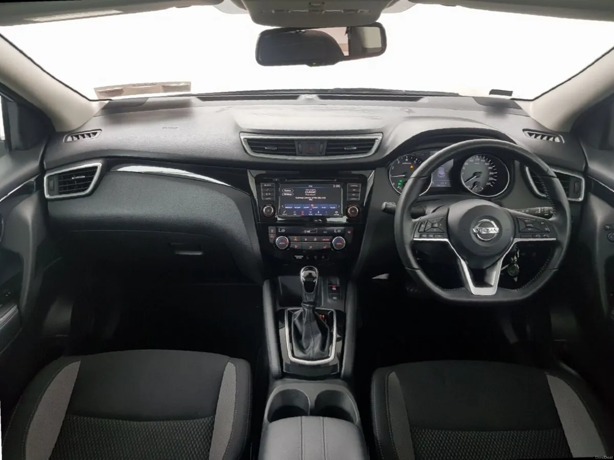 Nissan Qashqai 1.3 PET SE DCT - Image 3