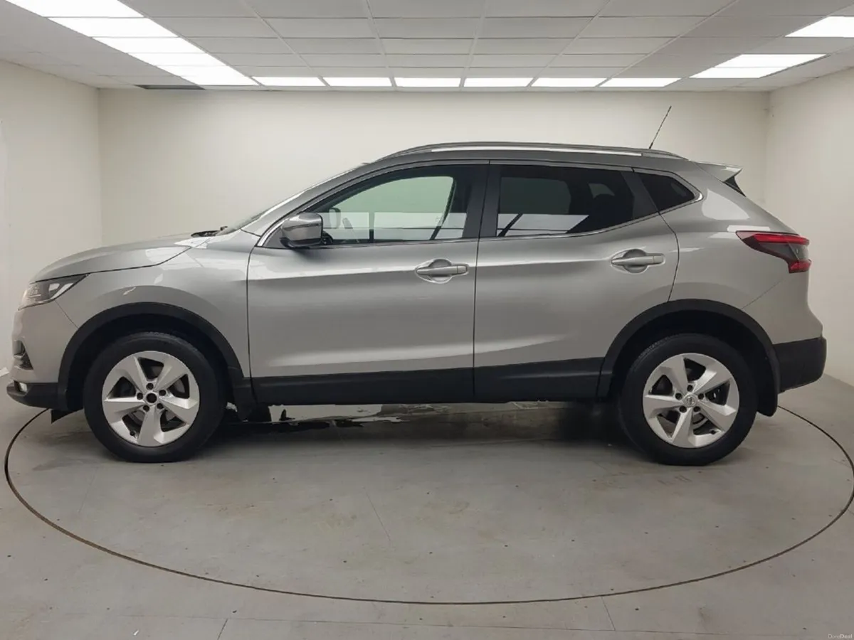 Nissan Qashqai 1.3 PET SE DCT - Image 5