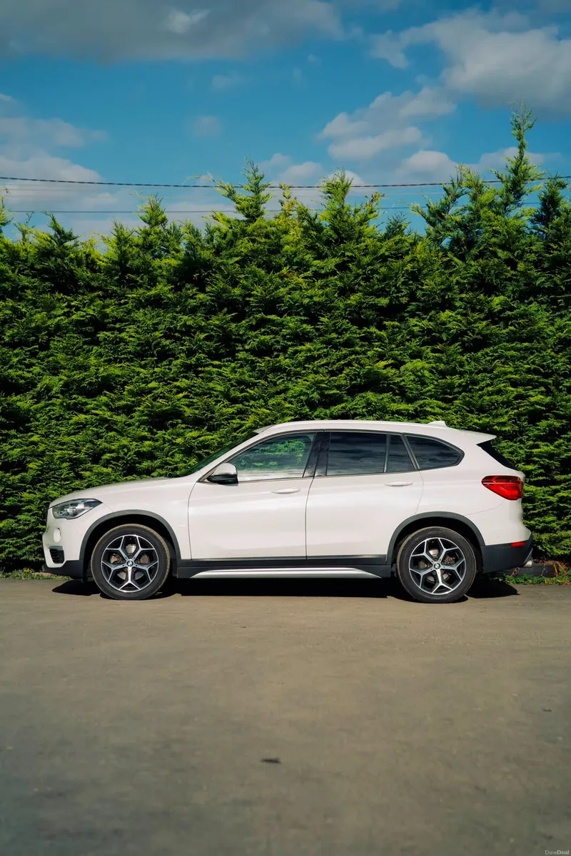 BMW X1 18d xLine 2019 | Premium SUV - Image 2