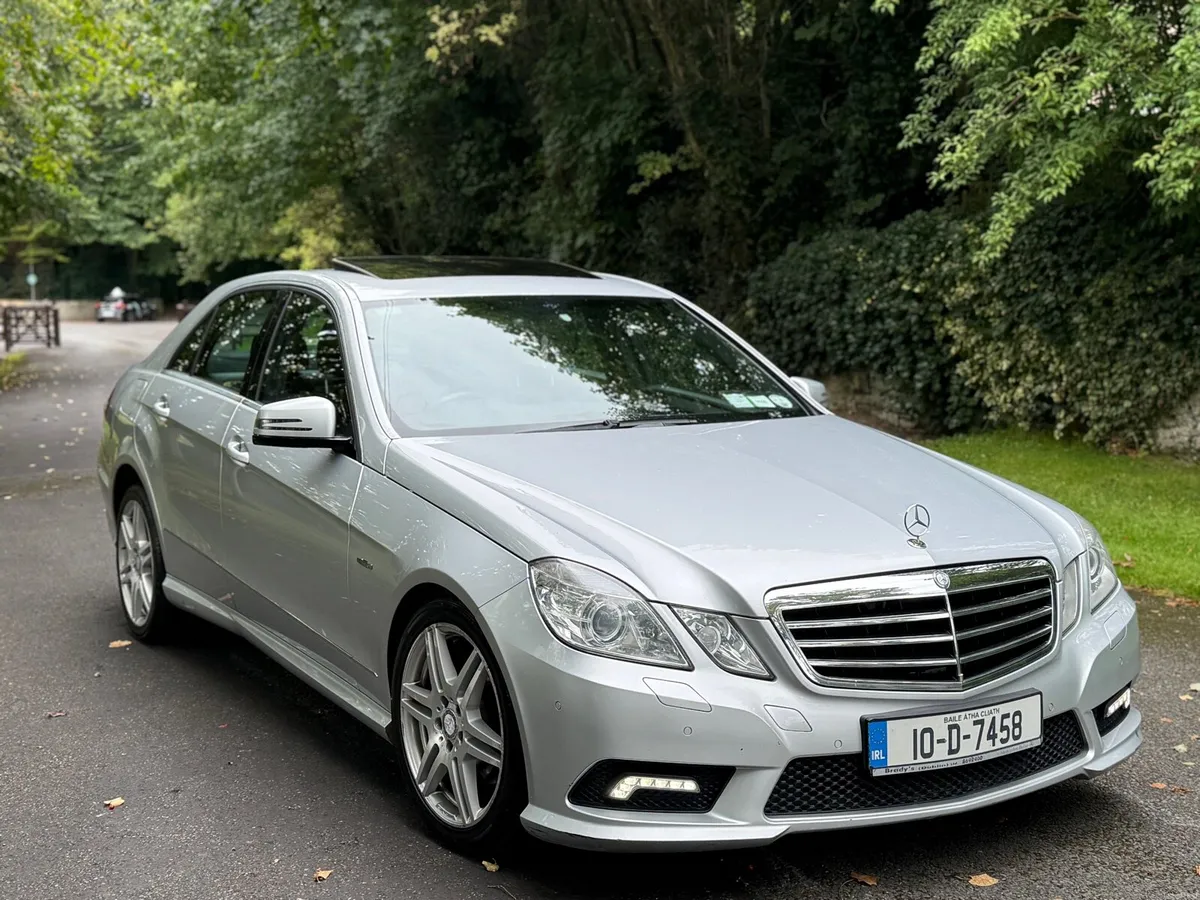 2010 Mercedes E220 Avantgarde - Image 2