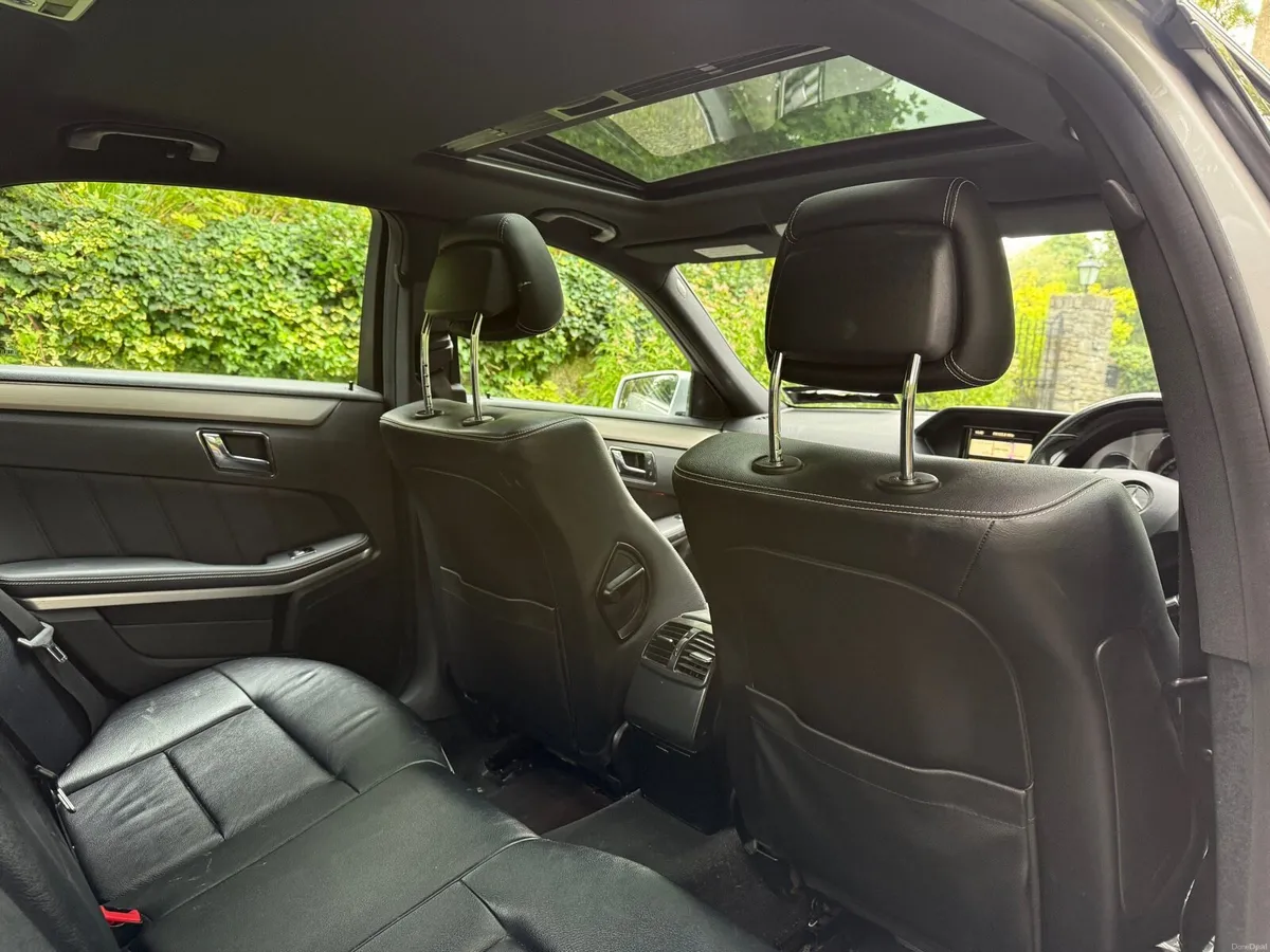 2010 Mercedes E220 Avantgarde - Image 6