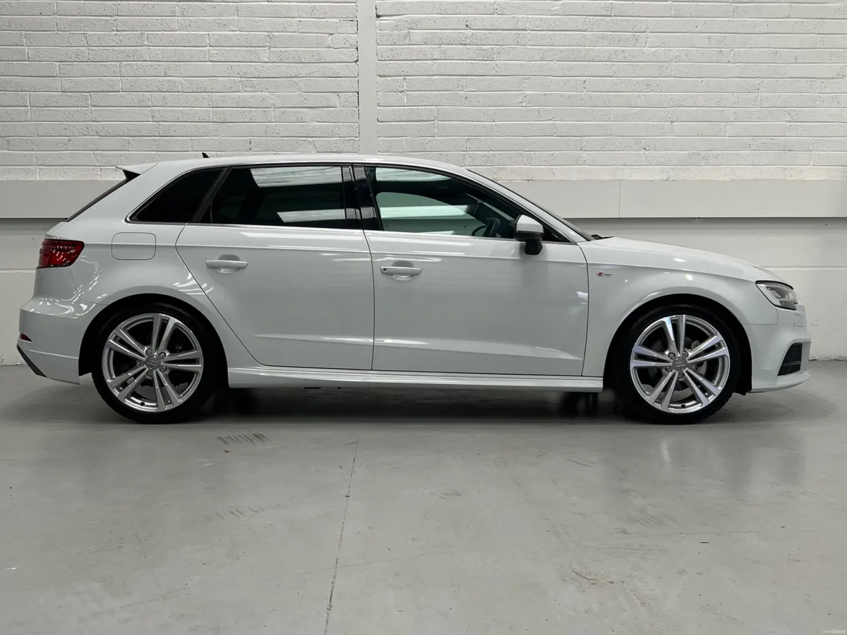 Audi A3 Sportback 30 S-Line 1.4TFSI 122Bhp Auto - Image 5