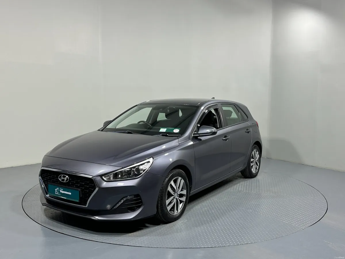 Hyundai i30 Automatic Deluxe 1.6 Crdi191 - Image 3