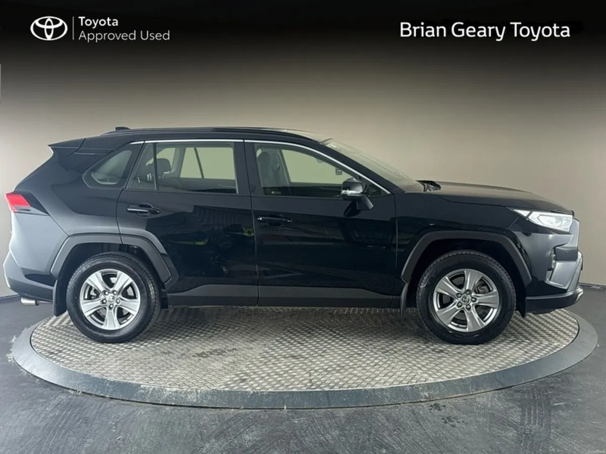 Toyota RAV4 HYBRID LUNA - Image 3