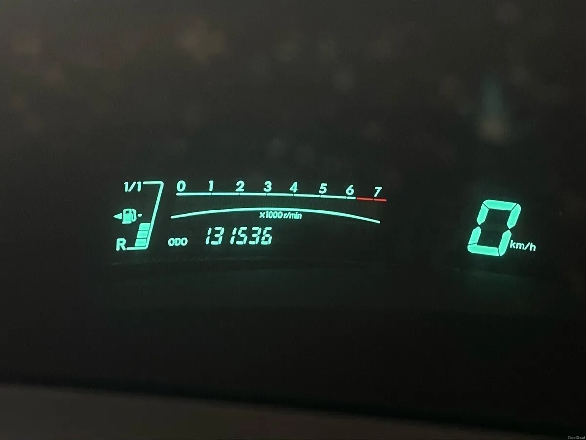 Toyota Yaris NG 1.0L TERRA 5DR - Image 6