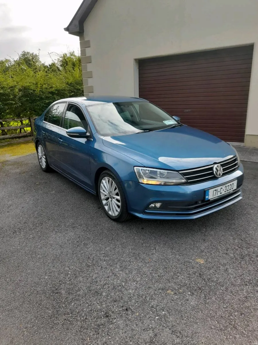 171 VOLKSWAGEN JETTA 2.0 TDI HIGHLINE - Image 1